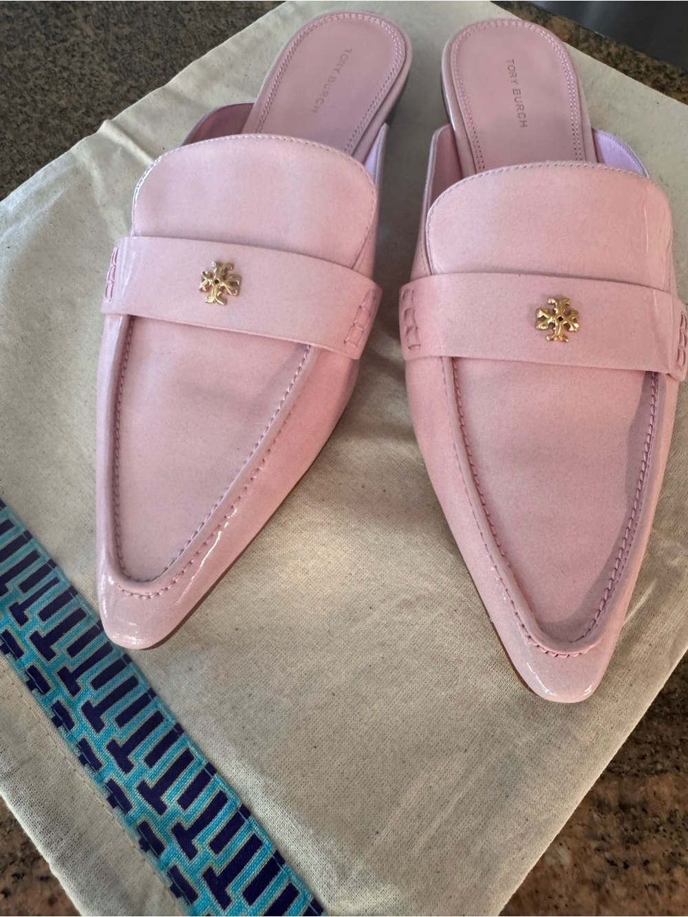 Tory Burch Blush Pink Patent Leather Mule Loafers with Gold Logo - Picture 3 of 6